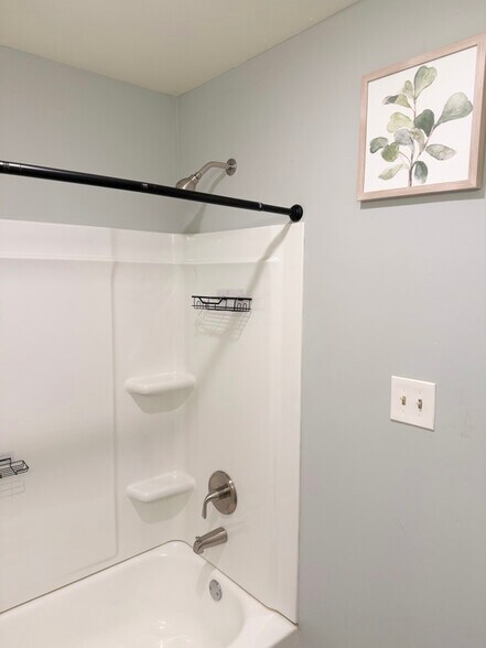 Building Photo - 2004 Fort Pemberton Ct