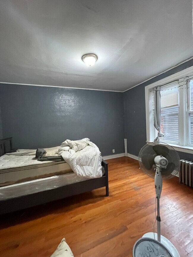 404 Union Ave 303 - 390 Union Ave