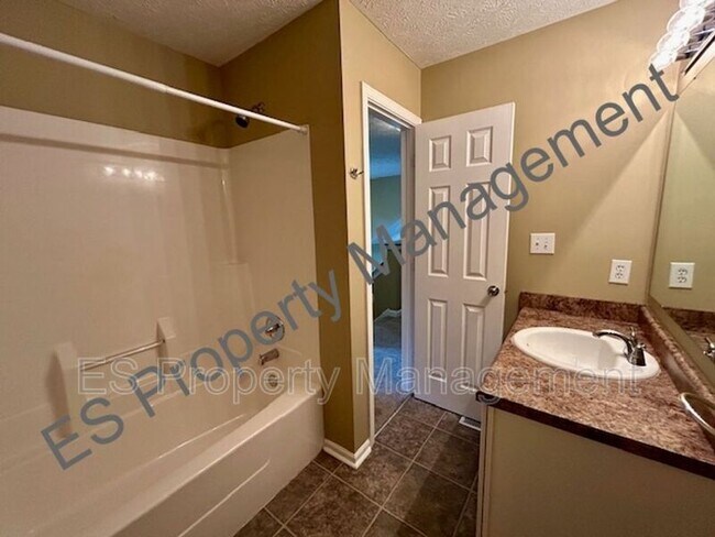 Building Photo - 7580 Sycamore Grove Ct