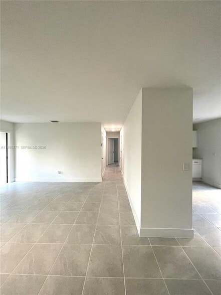 Building Photo - 1666 SW 3rd Ct