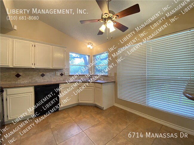 Building Photo - 6714 Manassas Dr