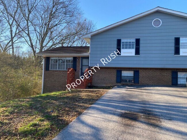 Building Photo - 4727 Tessie Ln