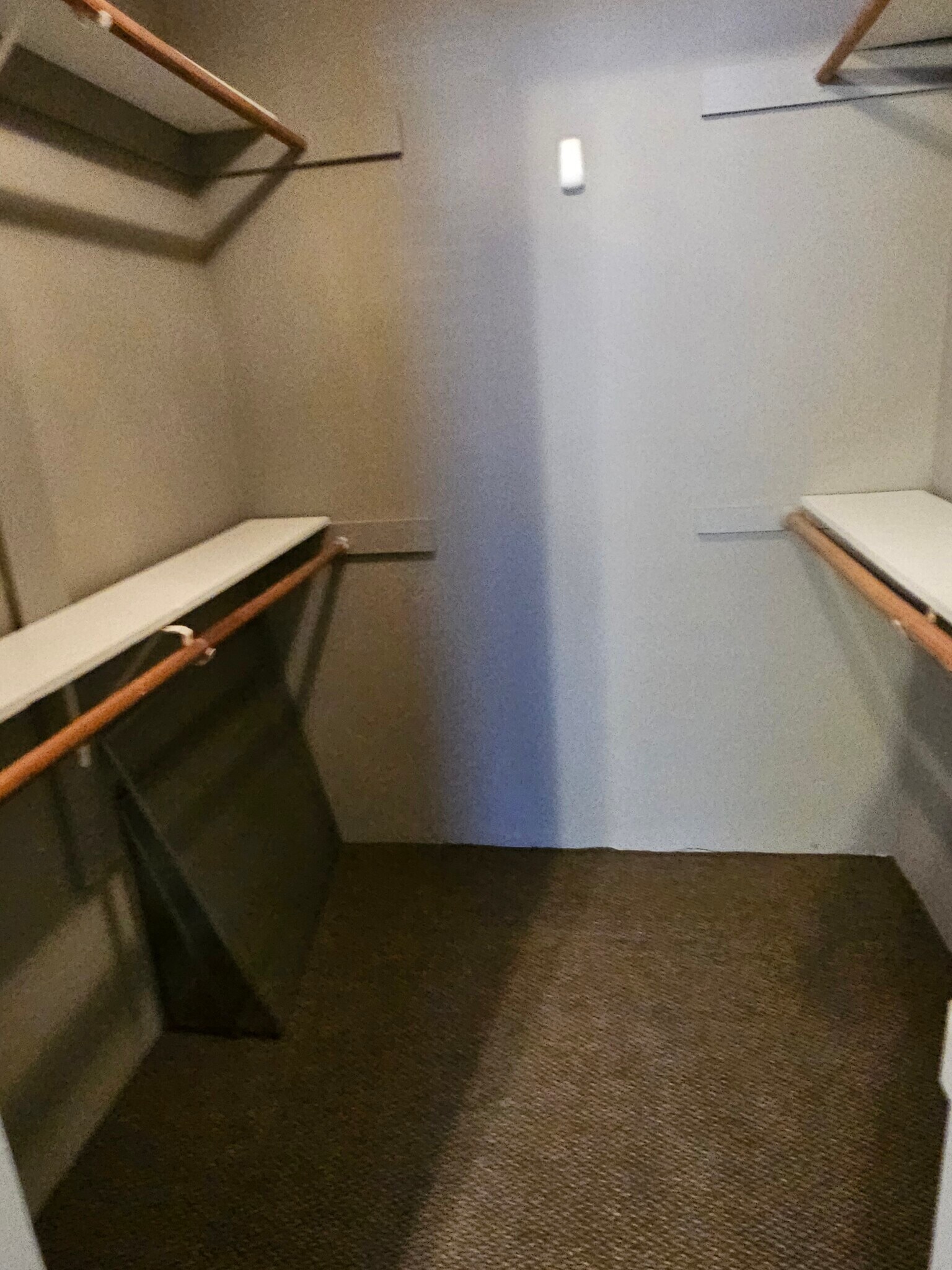 Building Photo - 8801 Schneider Ave