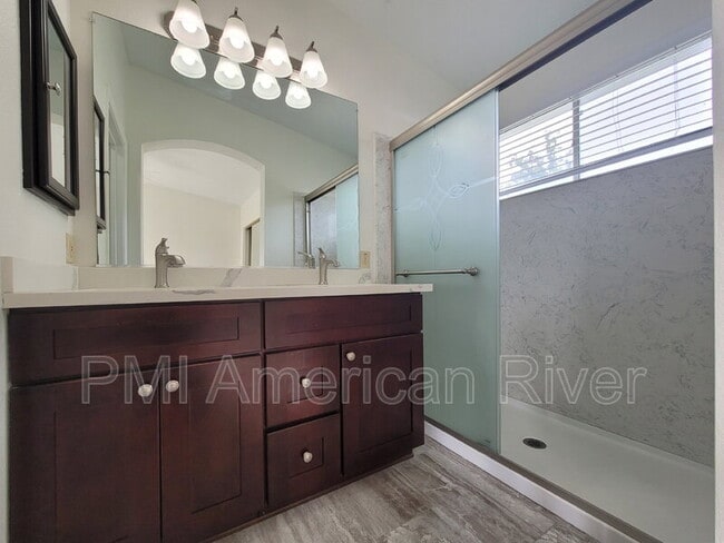 Building Photo - 1 Sorbell Ct