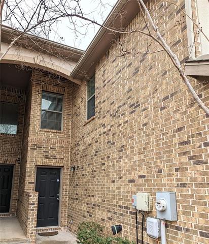 Building Photo - 1154 Sophia St W