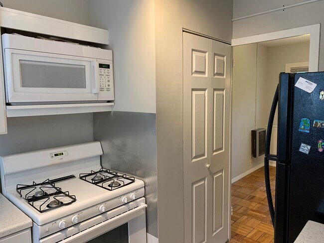 Kitchen with new appliances and washer/dryer - 1226 Martha Custis Dr