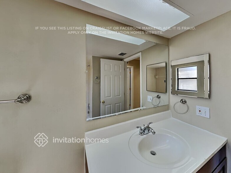 Building Photo - 280 Millstone Dr