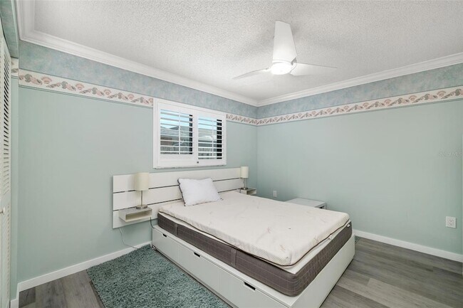 Building Photo - 4814 Country Oaks Blvd