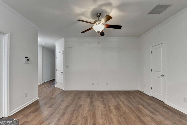 Building Photo - 979 Parkside Wood Ct