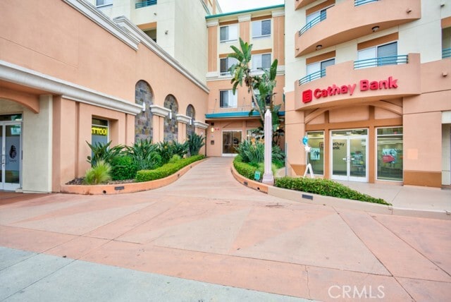 Building Photo - 580 W Main St