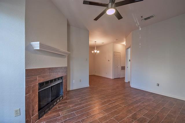 Building Photo - 4800 W Lovers Ln