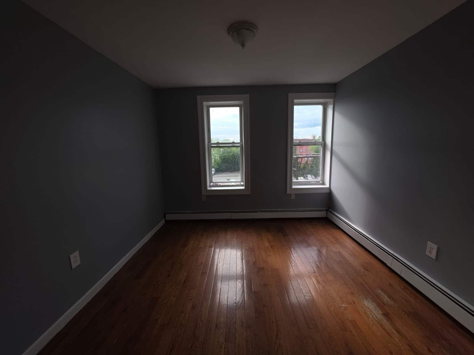 Building Photo - 554 Avenue C