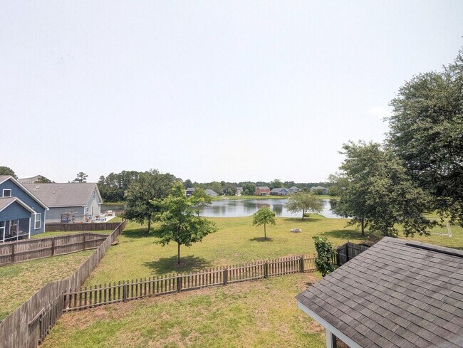 Building Photo - Maybank Village - John's Island