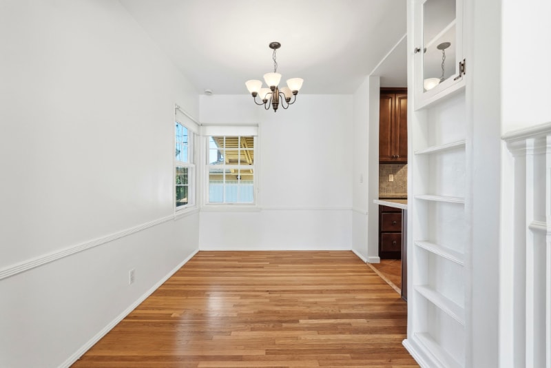 Building Photo - 1808 N Edison Blvd