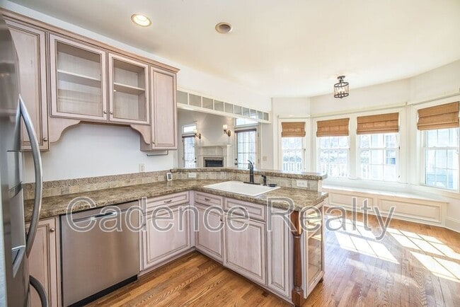 Building Photo - 205 N Sea Lily Ct