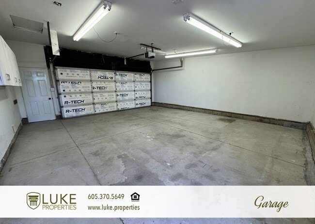Building Photo - 5012 W 35th St