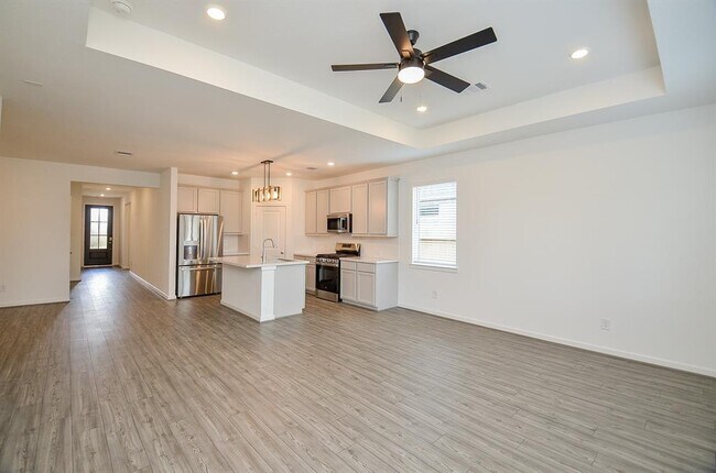 Building Photo - 9730 Burlington Bristol Dr