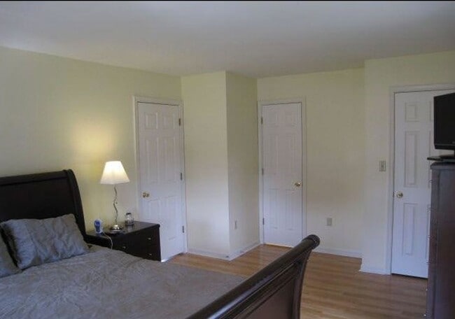 Building Photo - Beautiful 3 Bedroom, 2 Bath Home in Red Lion Schools!