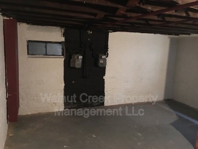 Building Photo - 1280-1280 Marlowe Ave