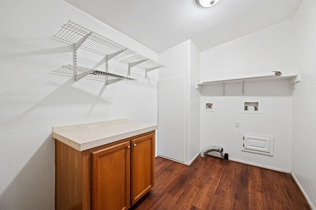 Building Photo - 2906 Shannon Ct