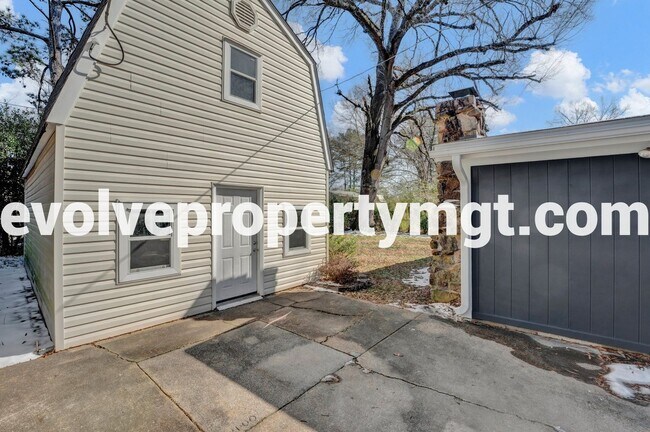 Building Photo - 1260 Cherrydale Cove