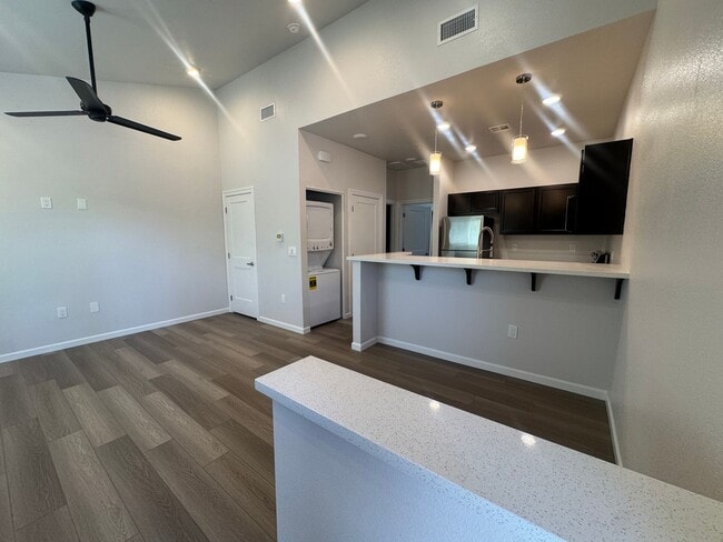 Building Photo - Brand New 1-Bedroom Unit for Rent – Central Reno