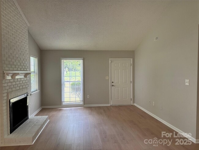 Building Photo - 3710 Burntwood Ct
