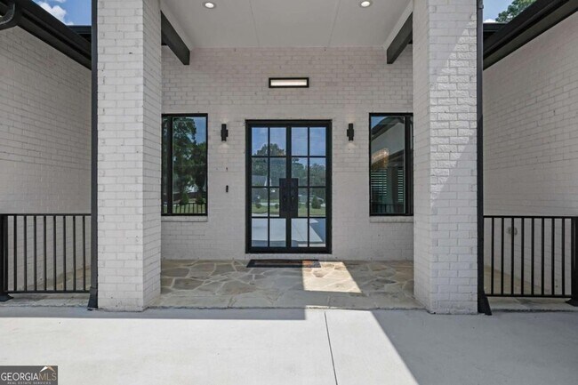 Building Photo - 2964 Old Peachtree Rd NE