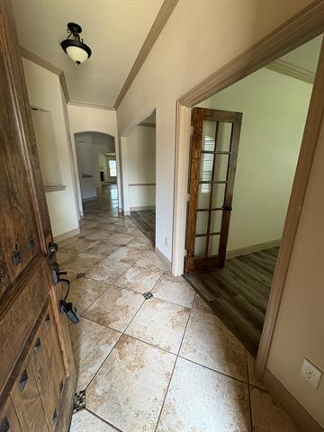 Building Photo - 3005 Waterfall Dr