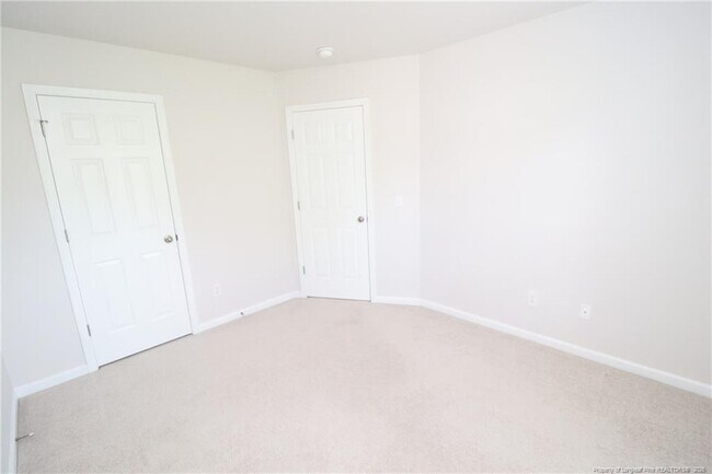 Building Photo - 7122 Racine Way