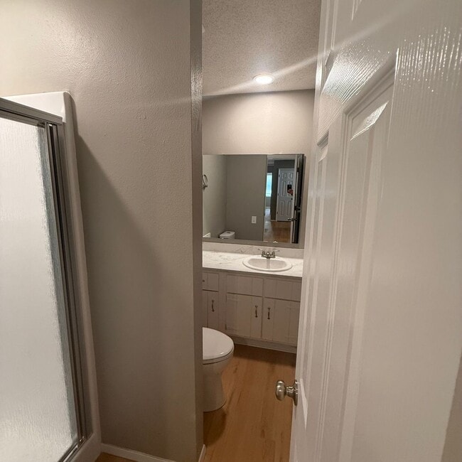 Building Photo - remodeled 3 bedroom 2 bathroom home