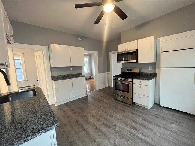 Building Photo - 49 Harrison St