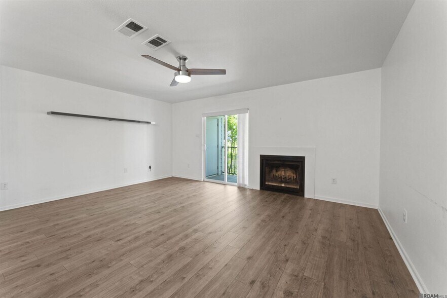 Building Photo - 3330 Willard St