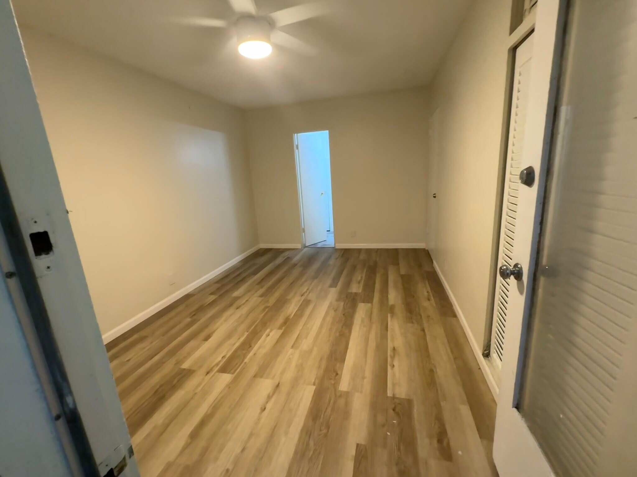 Building Photo - 217 SW 11th Ct