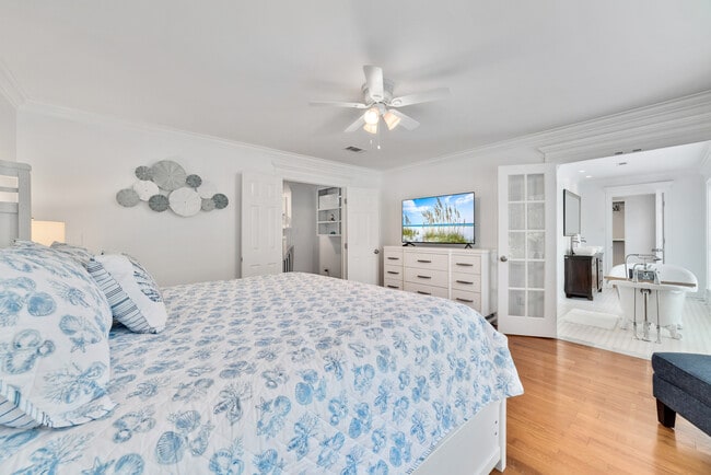 Building Photo - 2009 Wedgewood Cir