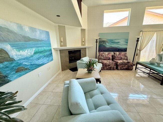 Building Photo - Rancho Penasquitos 6 Bedroom Home For Lease