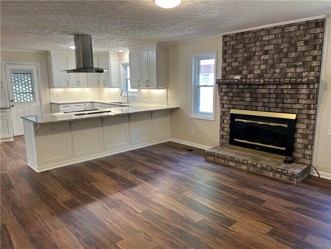 Building Photo - 1811 Trophy Dr