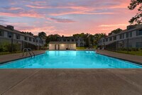 Building Photo - Townhomes at South Highlands