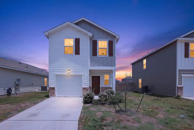 Building Photo - 14755 Maple Ter