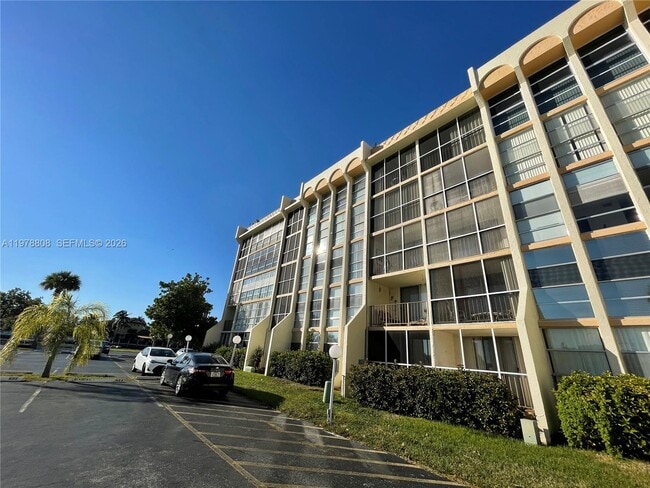 Building Photo - 851 Three Islands Boulevard