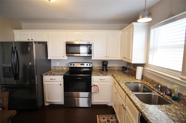 Building Photo - 309 E Second St