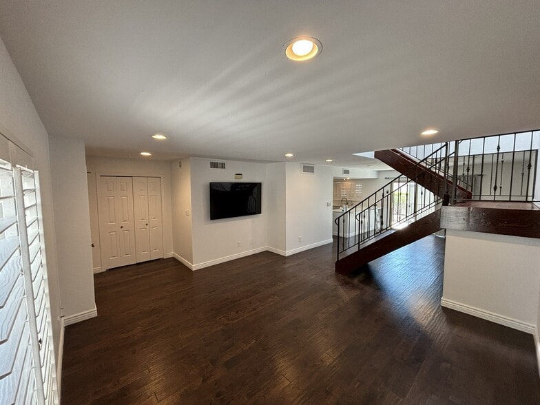 Building Photo - 4910 N 74th St