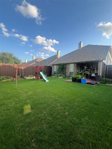 Building Photo - 2117 Willard Dr