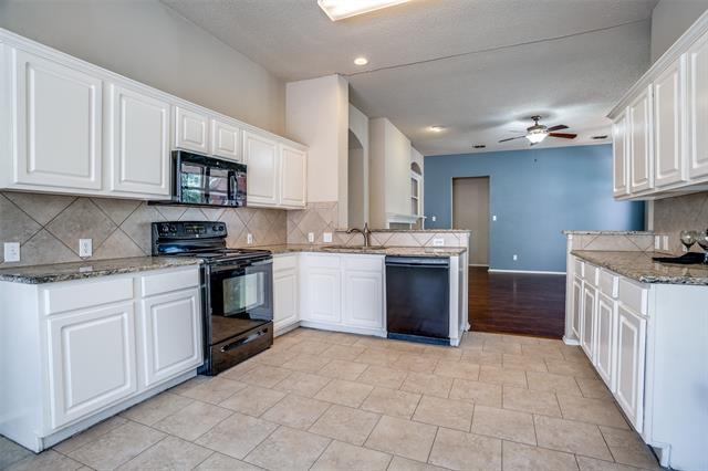 Building Photo - 11806 Amber Valley Dr
