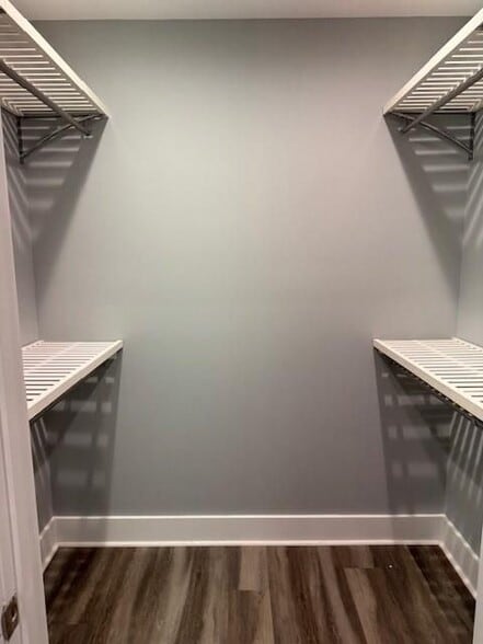 Building Photo - 2043 Juanita St