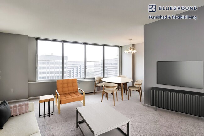 Primary Photo - 2111 Richmond Hwy