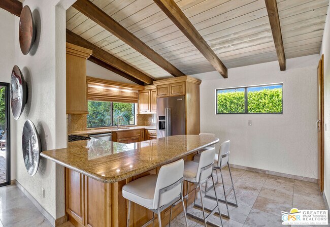 Building Photo - 1347 Primavera Dr W