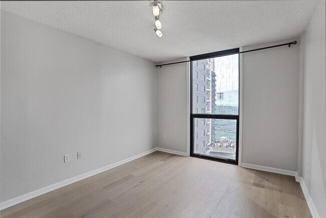Building Photo - 1280 W Peachtree St NW