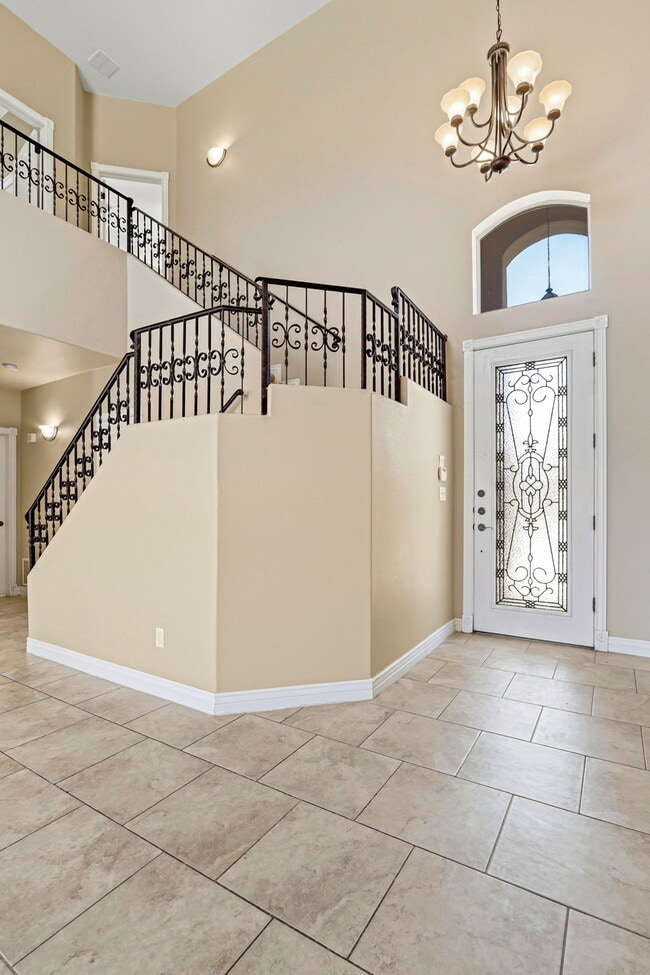 Building Photo - 3727 Grand Bahamas Dr