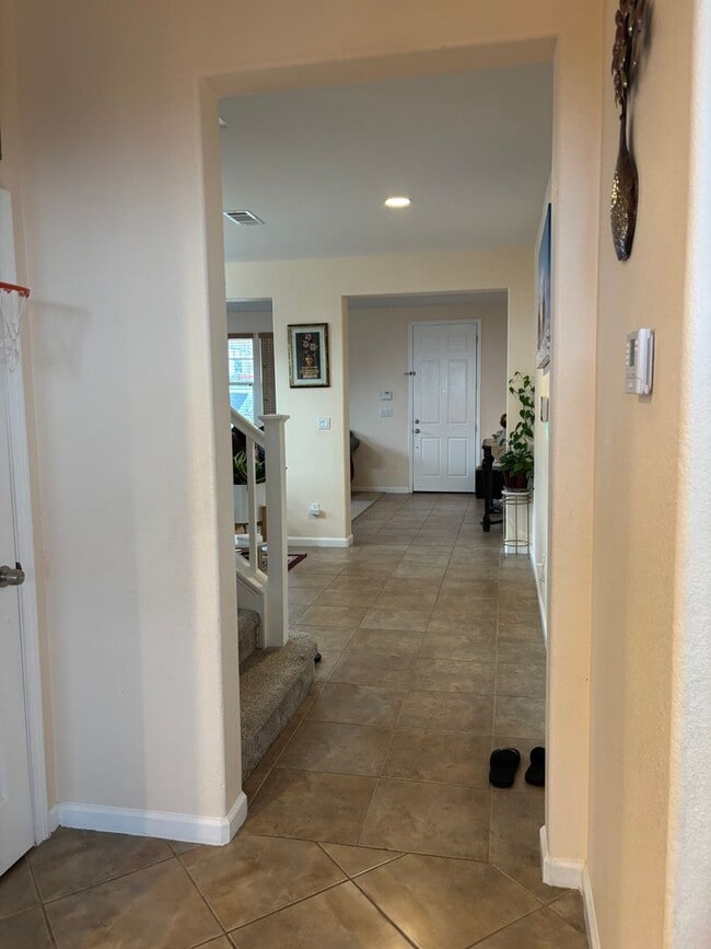 Building Photo - Pittsburg 4 bd, 2.5 ba charming home in excellent location!